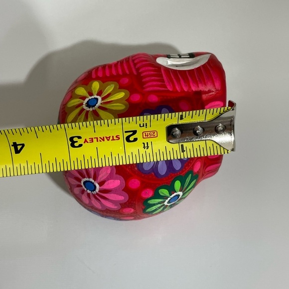 Mexican Clay Skull Hand painted red
New - Picture 6 of 6